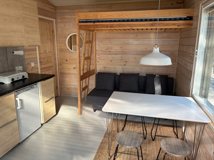 Pieni Mökki Kauniin Järven Rannalla Posiolla - Posio