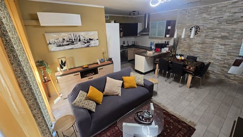 Airbnb con migliori performance: Varese Prime - 2 Parking free - Center - no keybox a Varese
