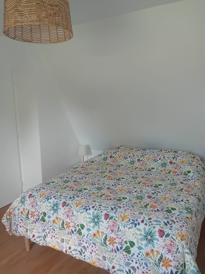 საძინებელი 1