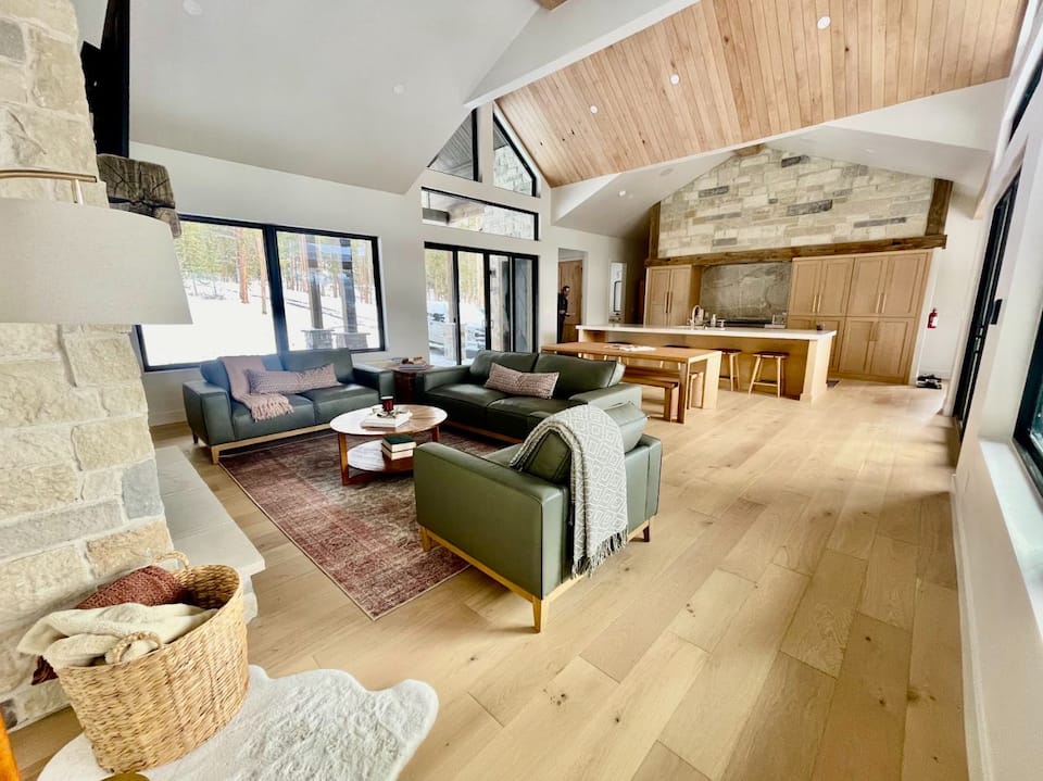 Chateau Relaxo, a new mountain home in Grand County, Tabernash, Colorado, United States, photo 3 of 10