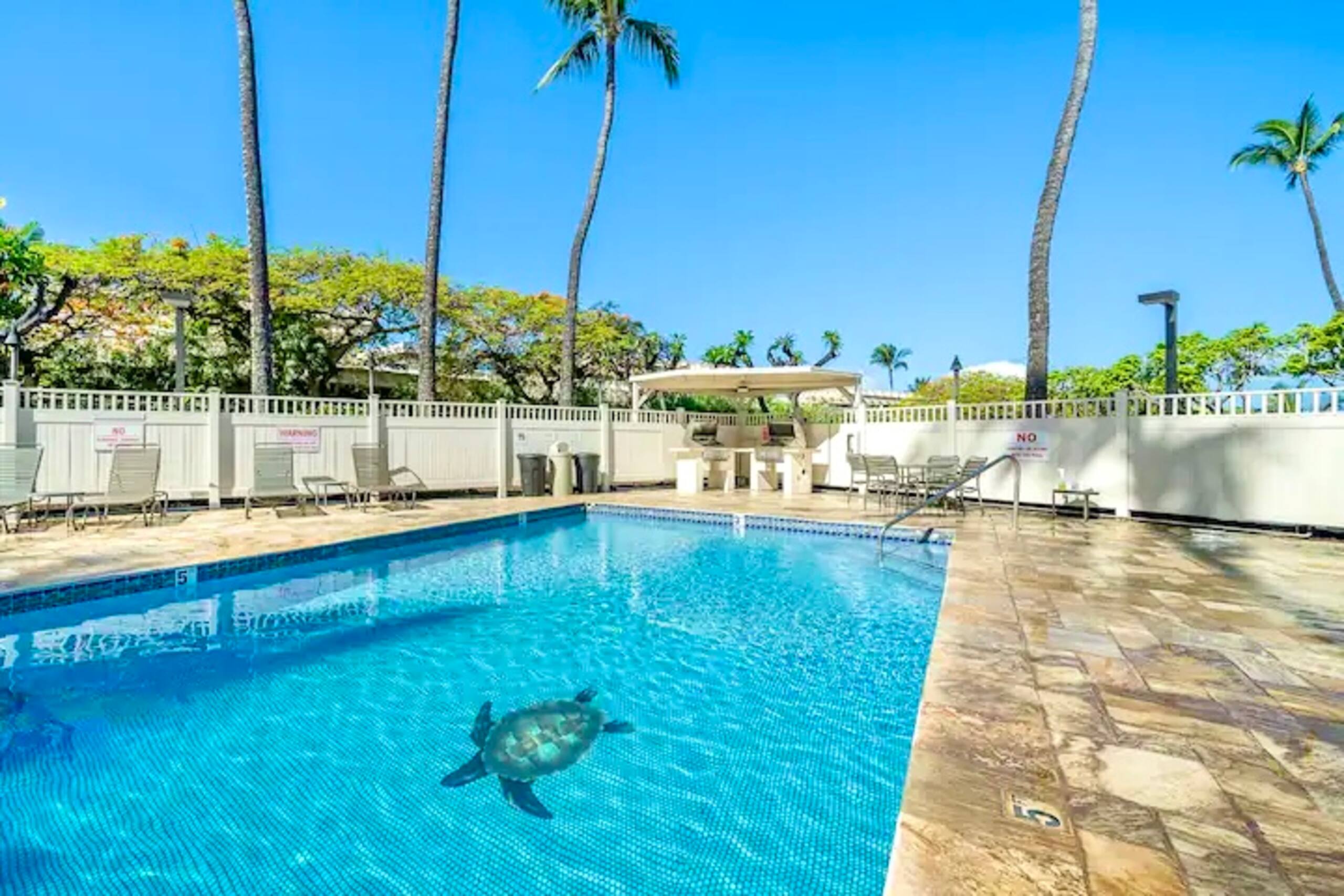 Condo in Kihei · ★4.6 · 1 bedroom · 4 beds · 1 bath - Image 1