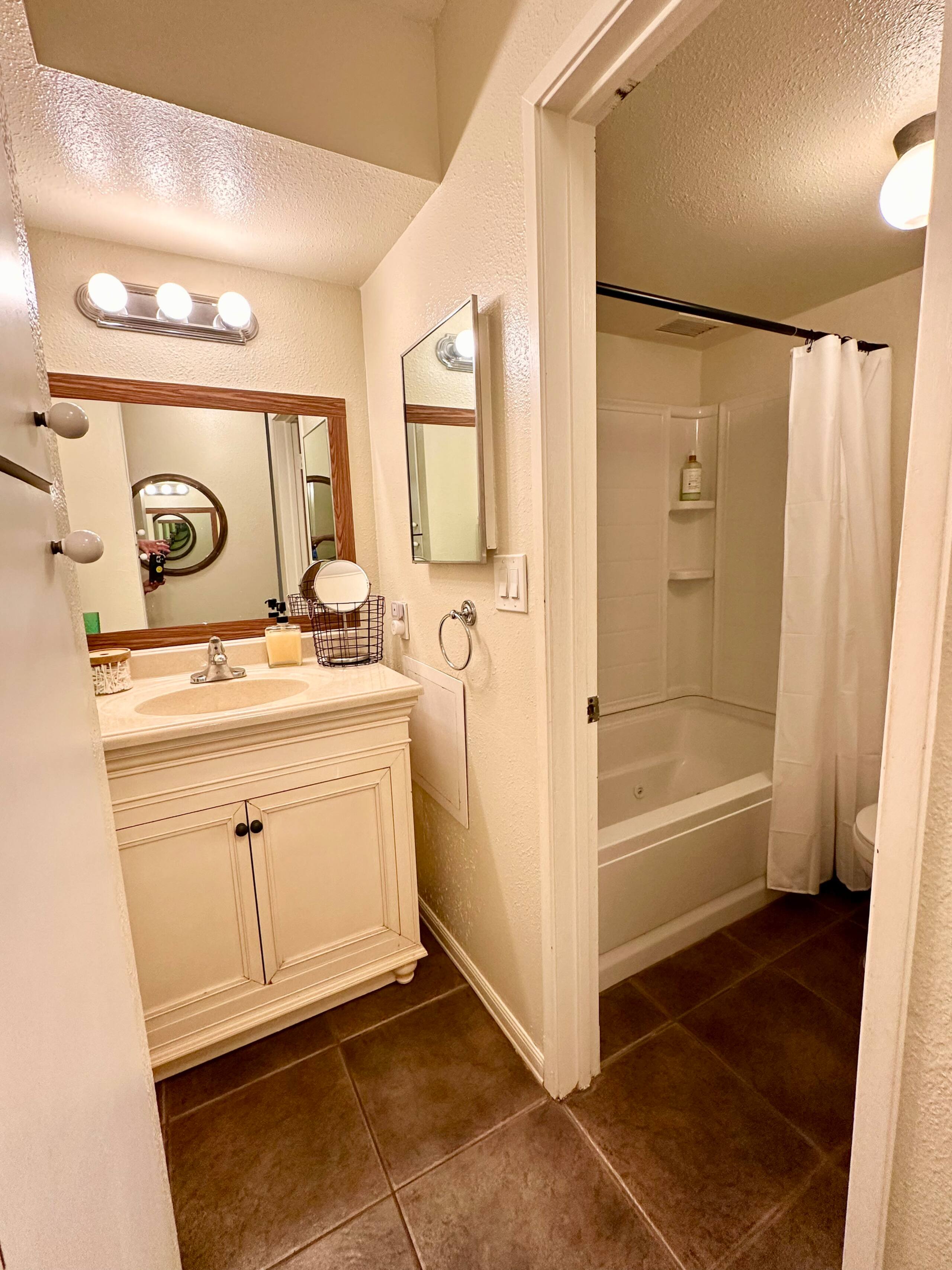 Condo in Kihei · ★4.6 · 1 bedroom · 4 beds · 1 bath - Image 96