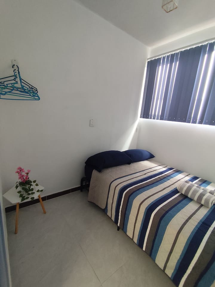 საძინებელი 1