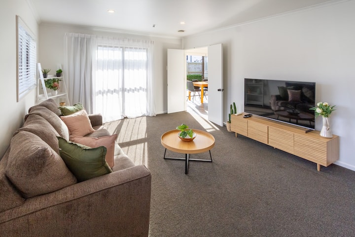Family-friendly, City Fringe With Free Carparks - Christchurch, New Zealand