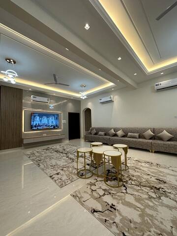 Alimtiaz International managed Airbnb listing 1