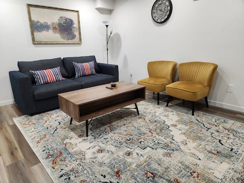 Successful Airbnb property: Modern 2BR | Private Suite | Close to Banff | UofC in Rocky View County