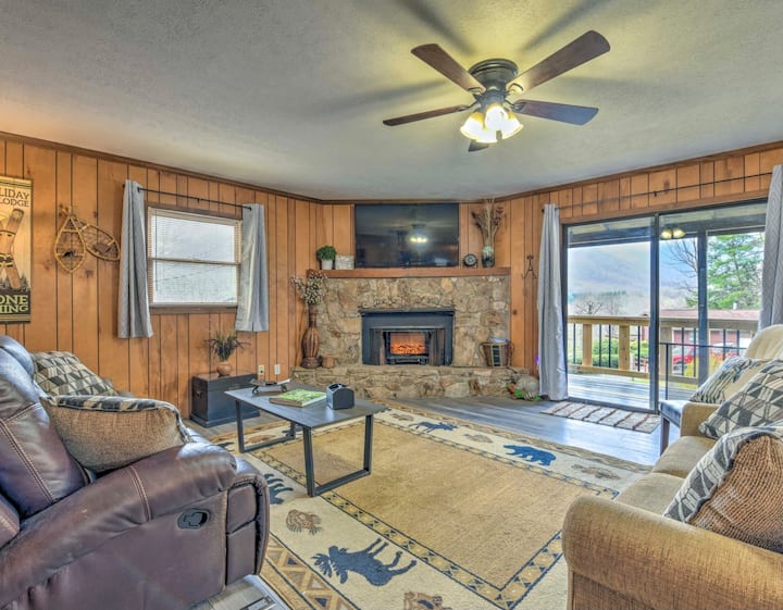 Crystalwood-cozy Cabin W/views+creek, Easy Access! - Maggie Valley, NC