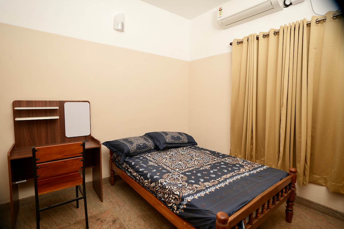 Спална соба 2