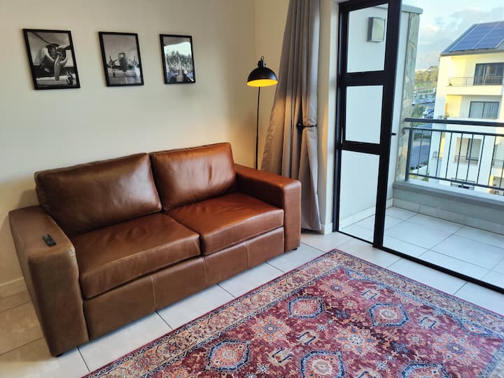 Luxurious Paardevlei Gem - Somerset West