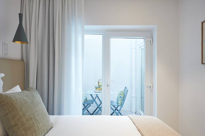 Borealis 3-bedroom w/ Patio gallery image 5