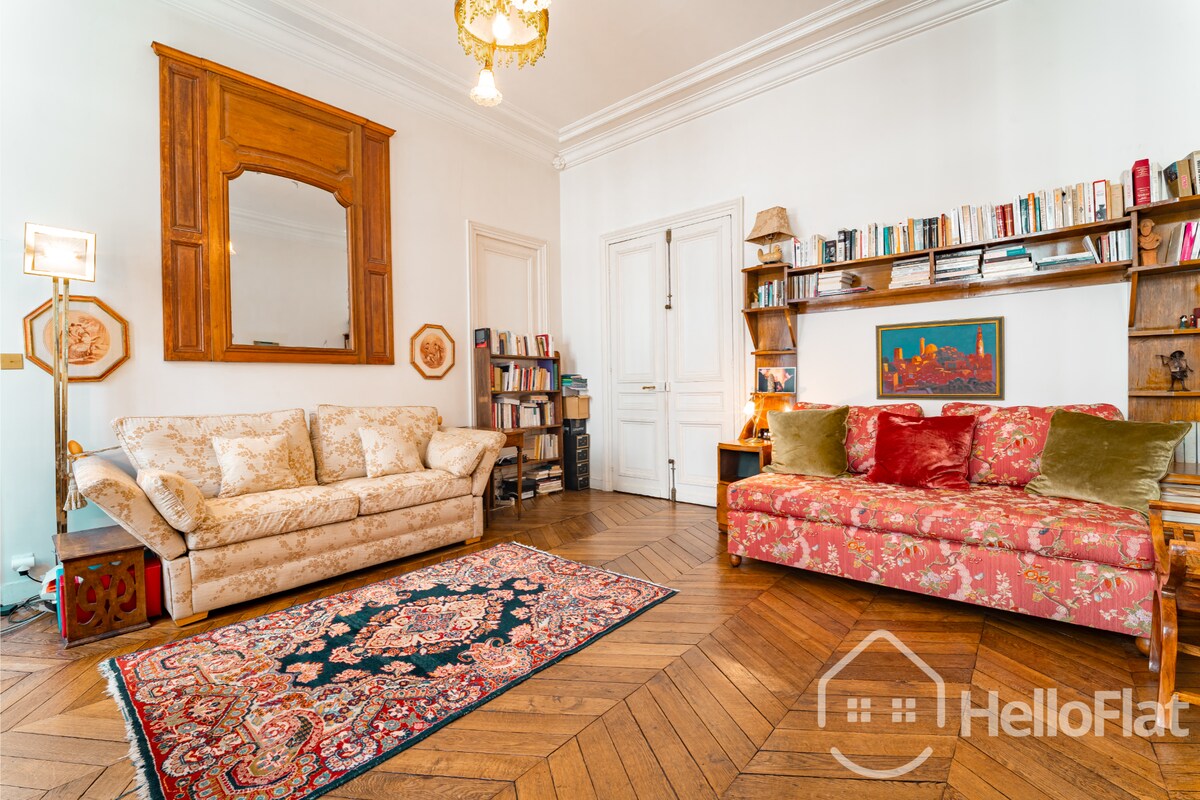 غرفة المعيشة