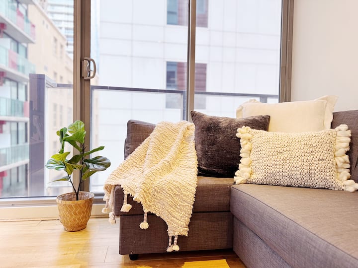 Innercbd•familyapt•freeparking&tram•sauna•pool•gym - 
