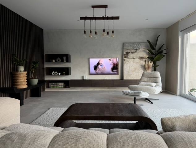 Villa neuve de 200 m2 à louer