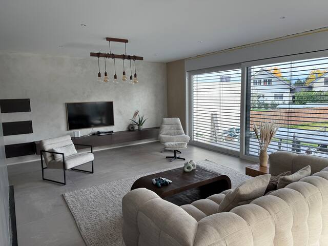 Villa neuve de 200 m2 à louer gallery image 2