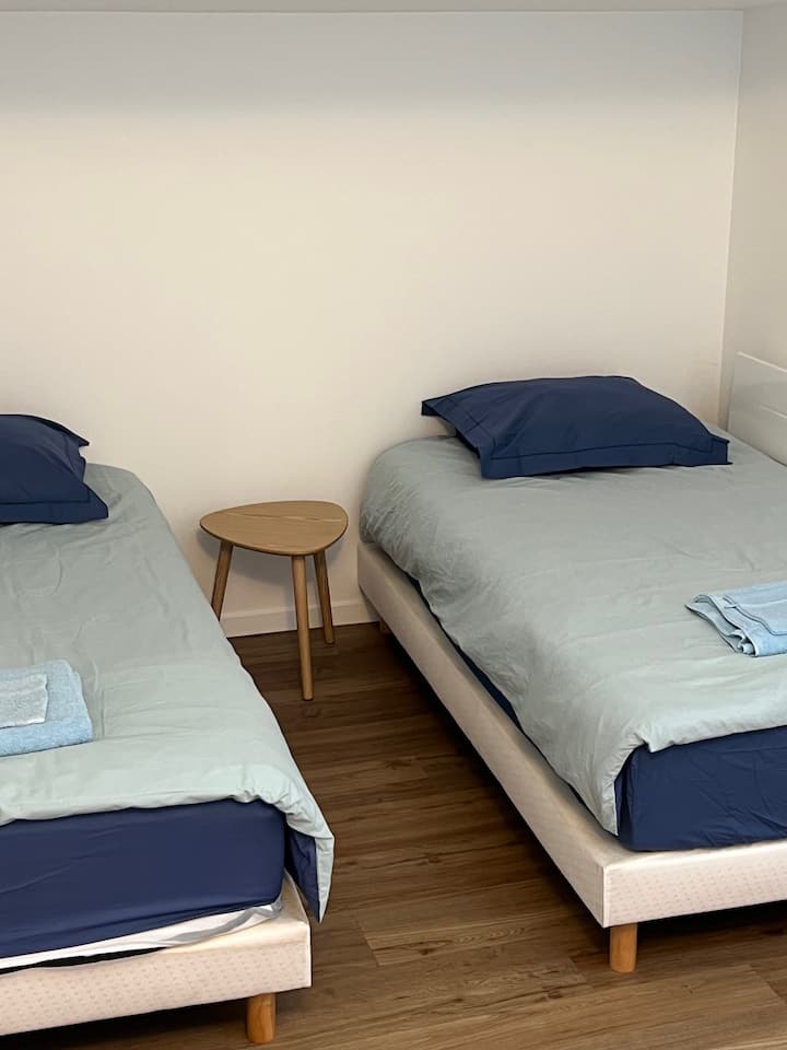 საძინებელი 1