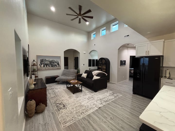 Brand-new Charming Quiet Townhome - ファーミントン, NM