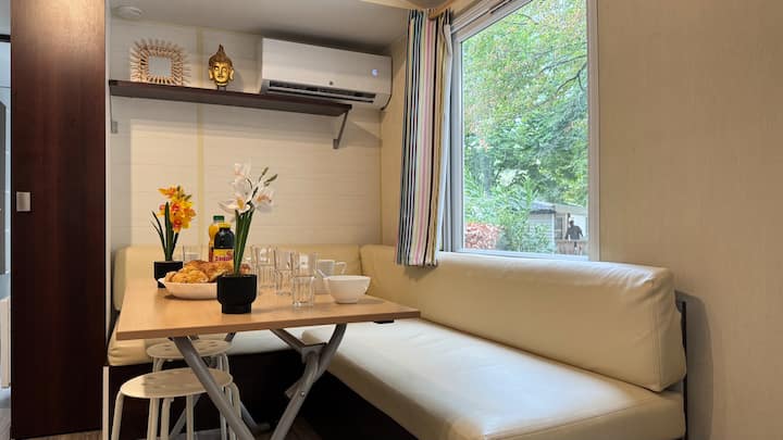 Mobil-home 4*  Lagon Chauffé , Wi-fi , Tele Clim - Saint-Paul-de-Vence