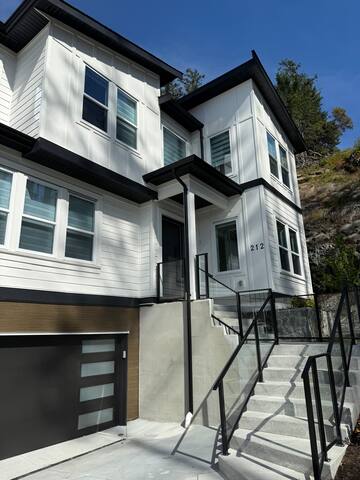 “Family-Friendly Retreat