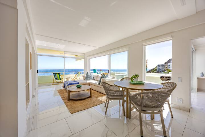 Luxurious, Private entrance Clifton 1st Beach gallery image 4