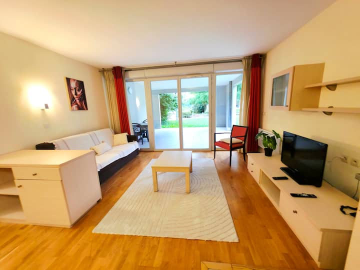 N2 Long Stay, Calm, Near The  Lac! - Divonne-les-Bains