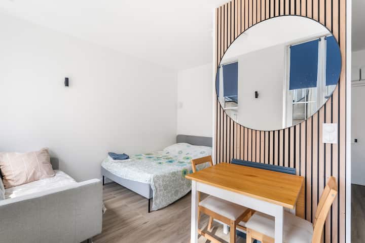 Charmant Studio - Marais - Gare Saint-Lazare