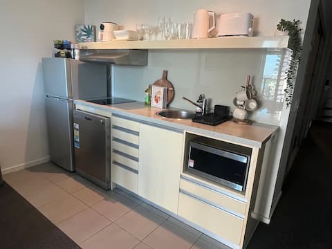 Popular Airbnb listing: Ocean View: heart of the city in Northern Territory