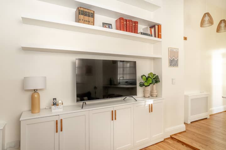 Recycled one-bedroom apartment in Recoleta