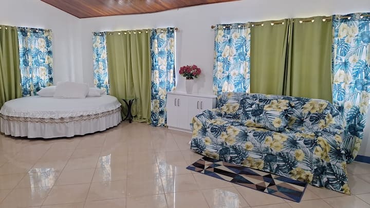 غرفة النوم 1