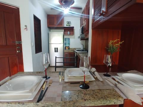 Successful Airbnb property: Beachfront2BD/2BTH/5 Stars/WIFI/Pool/AC. in Quintana Roo