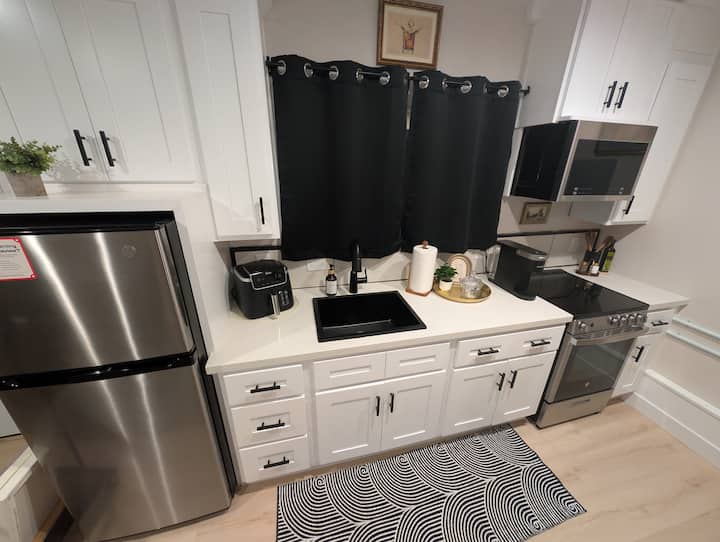 Modern Studio Near Dtsj Min 2 Airport & Sap Center - Happy Hollow Park & Zoo, San Jose