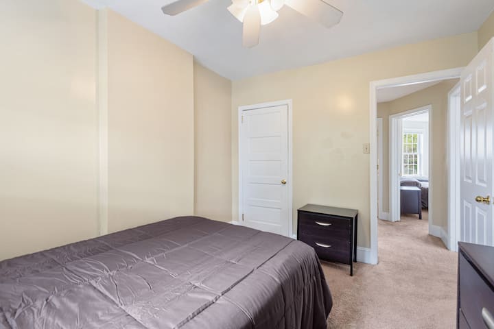 Број на спална соба 3