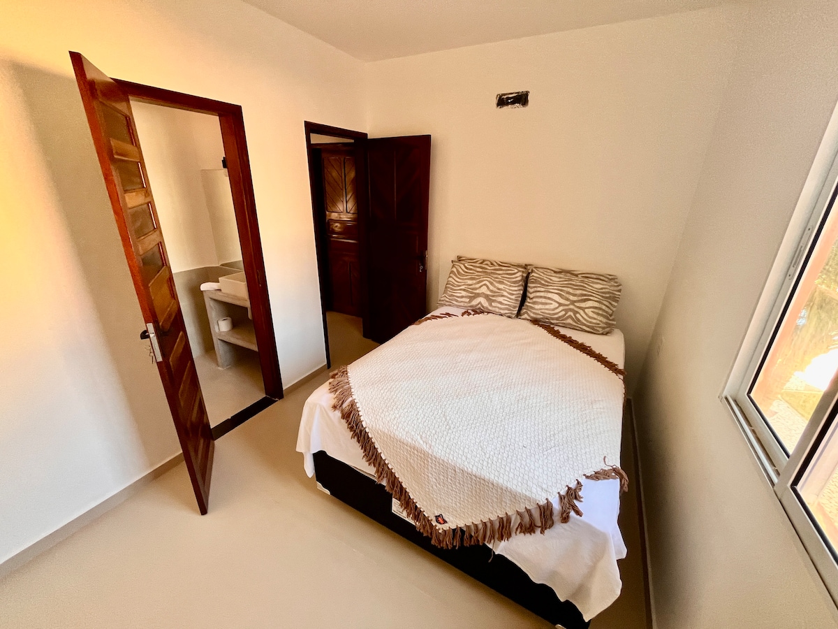 საძინებელი 4