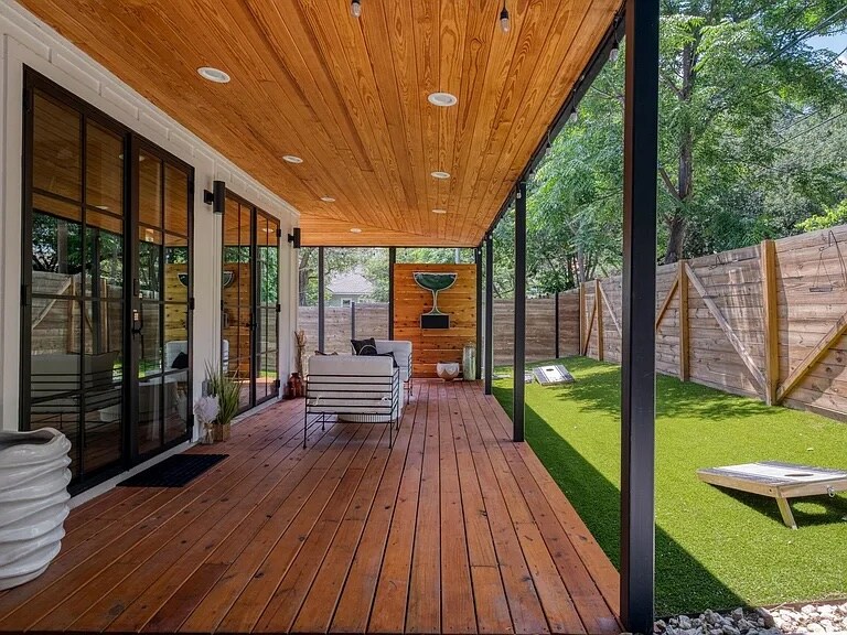 Modern Tiny Home+Rooftop | Gated