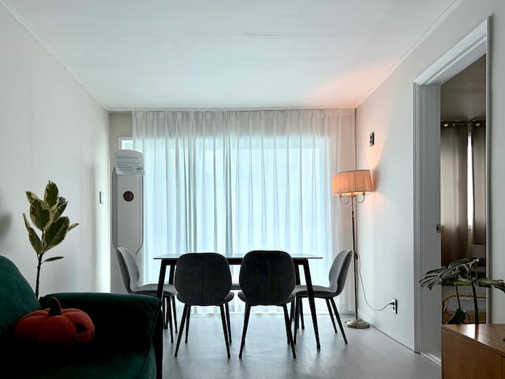 무료짐보관/명동역무료픽업/3room/명동역/서울타워/명동야시장/신세계백화점/롯데백화점 - Myeong-dong
