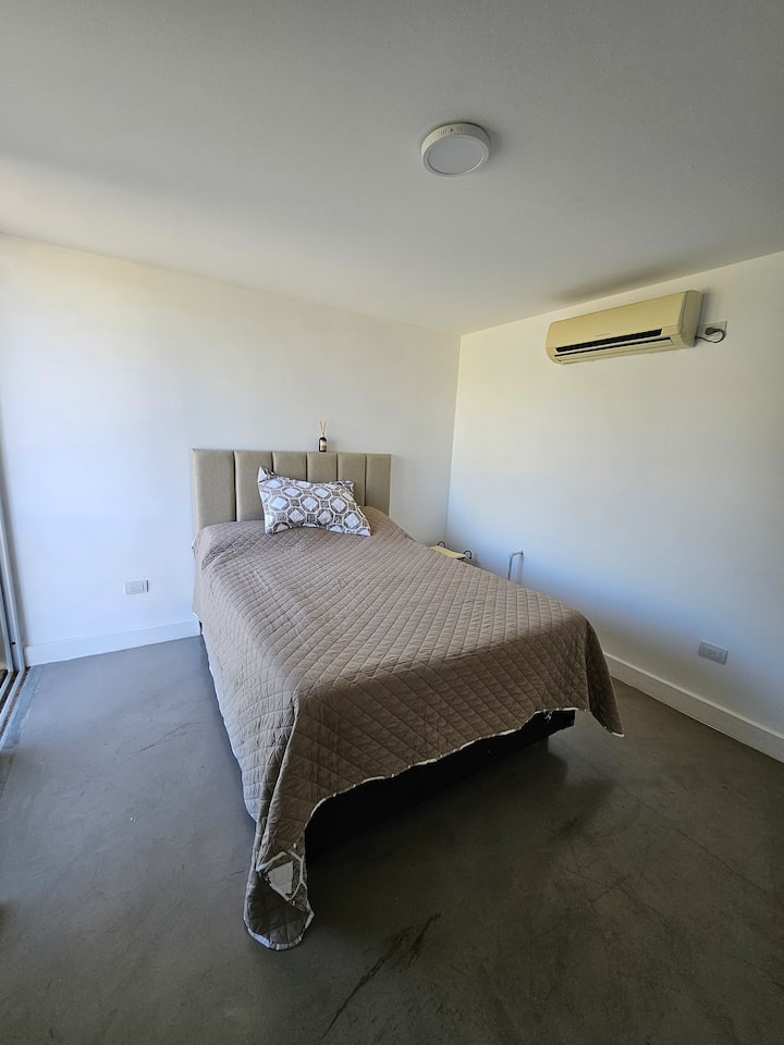 Acogedora Casa Dos Dormitorios En Villa Carlos Paz - Villa Carlos Paz