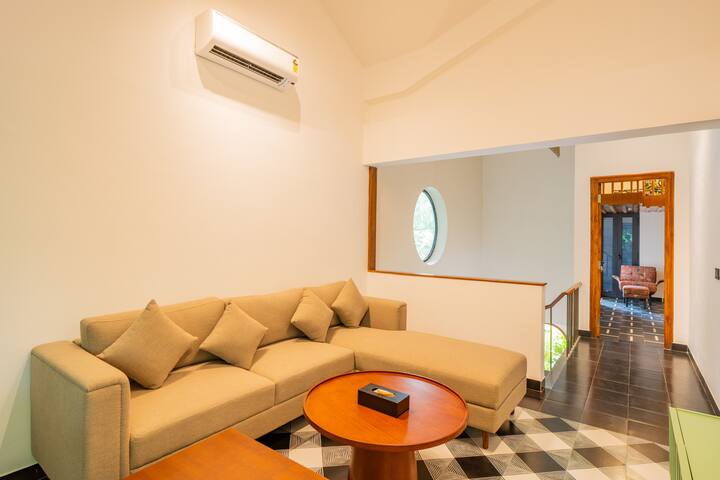Living room 2 image 1