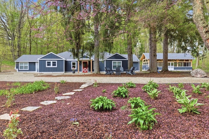 35-acre Retreat | Pool, Pickleball & Private Woods - Warren Dunes State Park, Sawyer