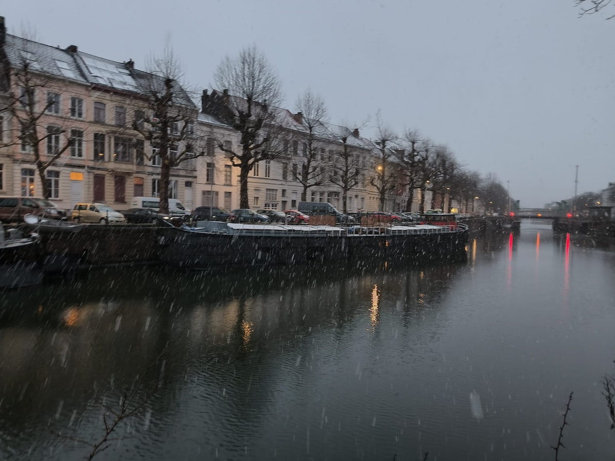 Exterior image 5 at Lou Andrea Salome — historic cargo-ship wheelhouse in Ghent
