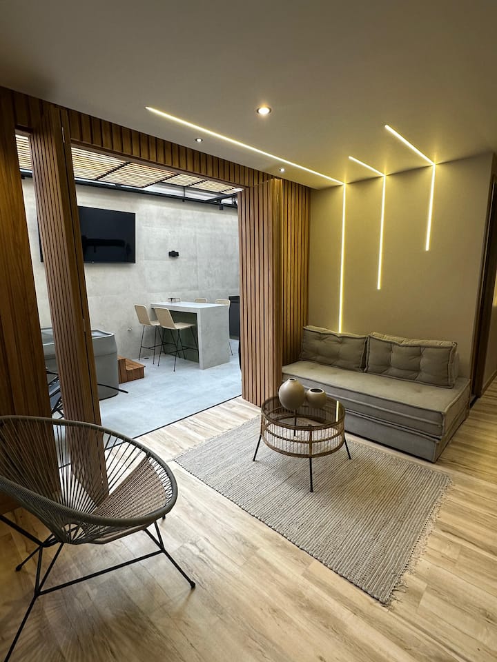 DNEVNI BORAVAK U APARTMANU PRIVÉ