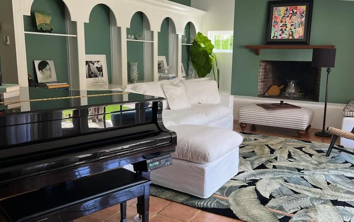 Villa Hideaway 5 Bedroom W Private Pool, Central - 百慕達
