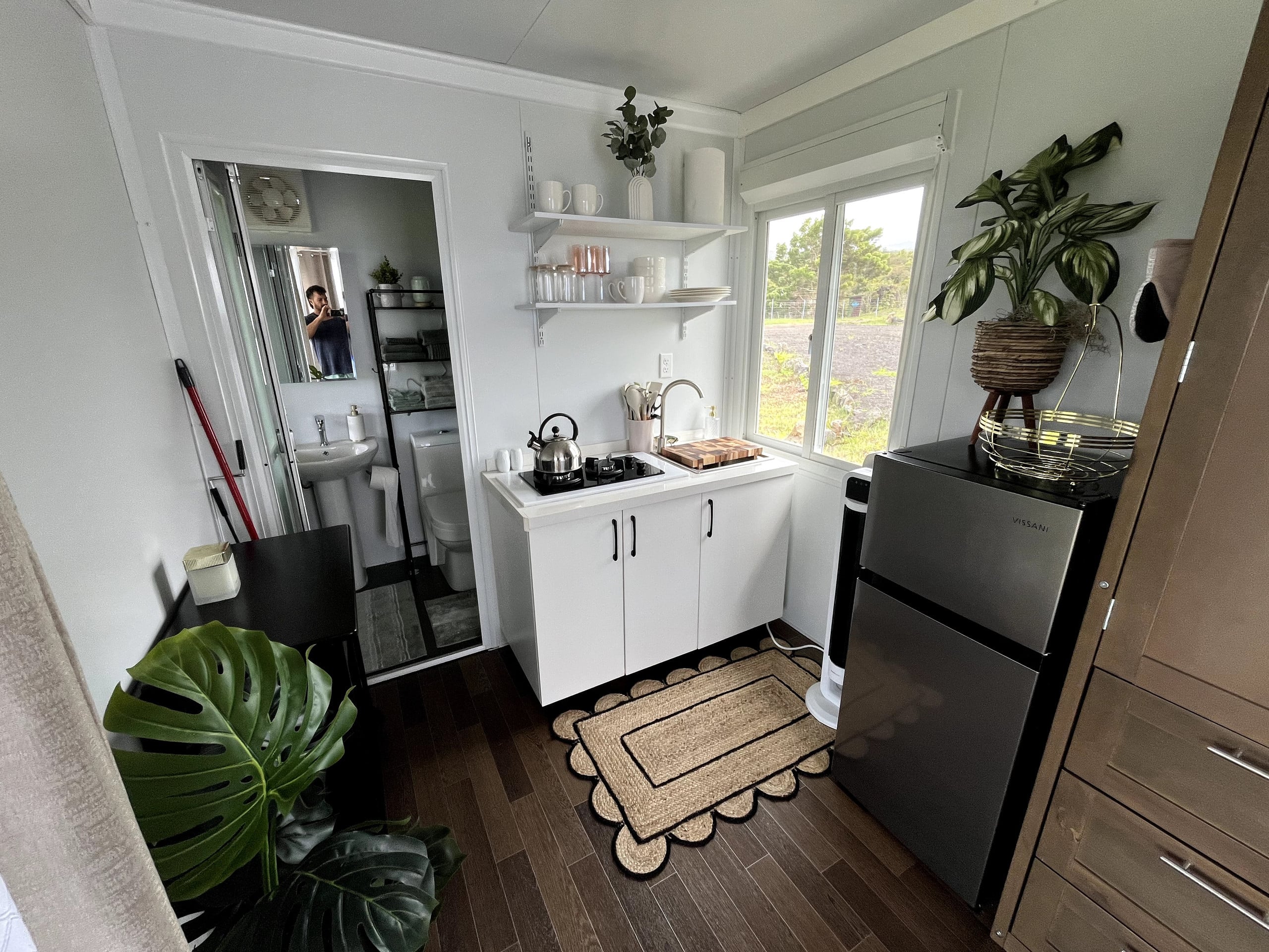 Tiny Home - Photo 5