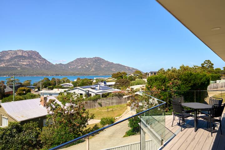 Deja Blue 1 – Freycinet gallery image 4