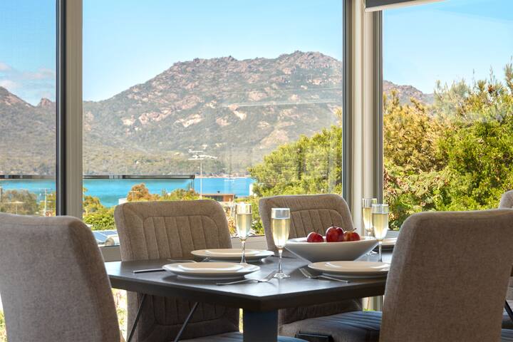 Deja Blue 1 – Freycinet gallery image 2