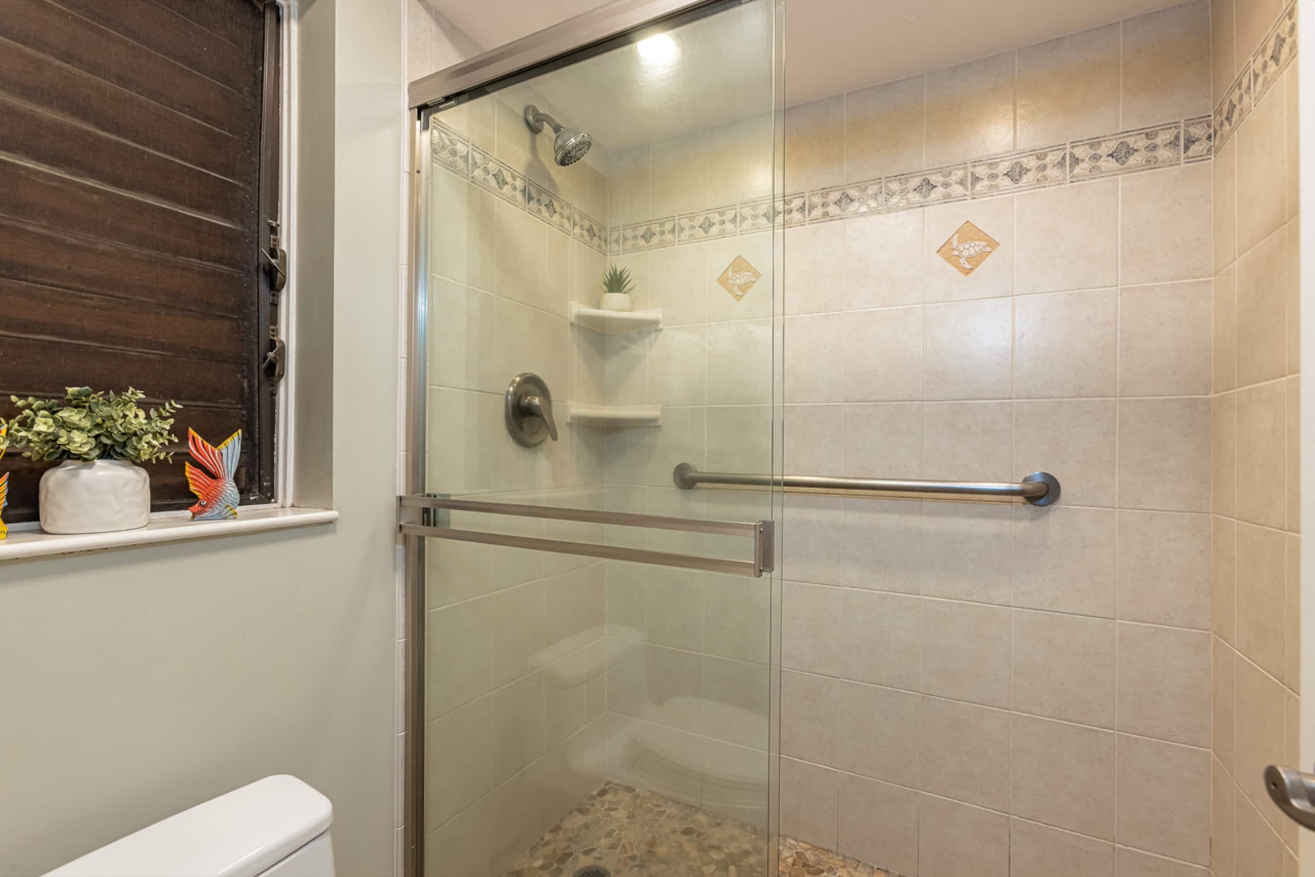 Condo in Kihei · ★4.5 · 1 bedroom · 2 beds · 2 baths - Image 26