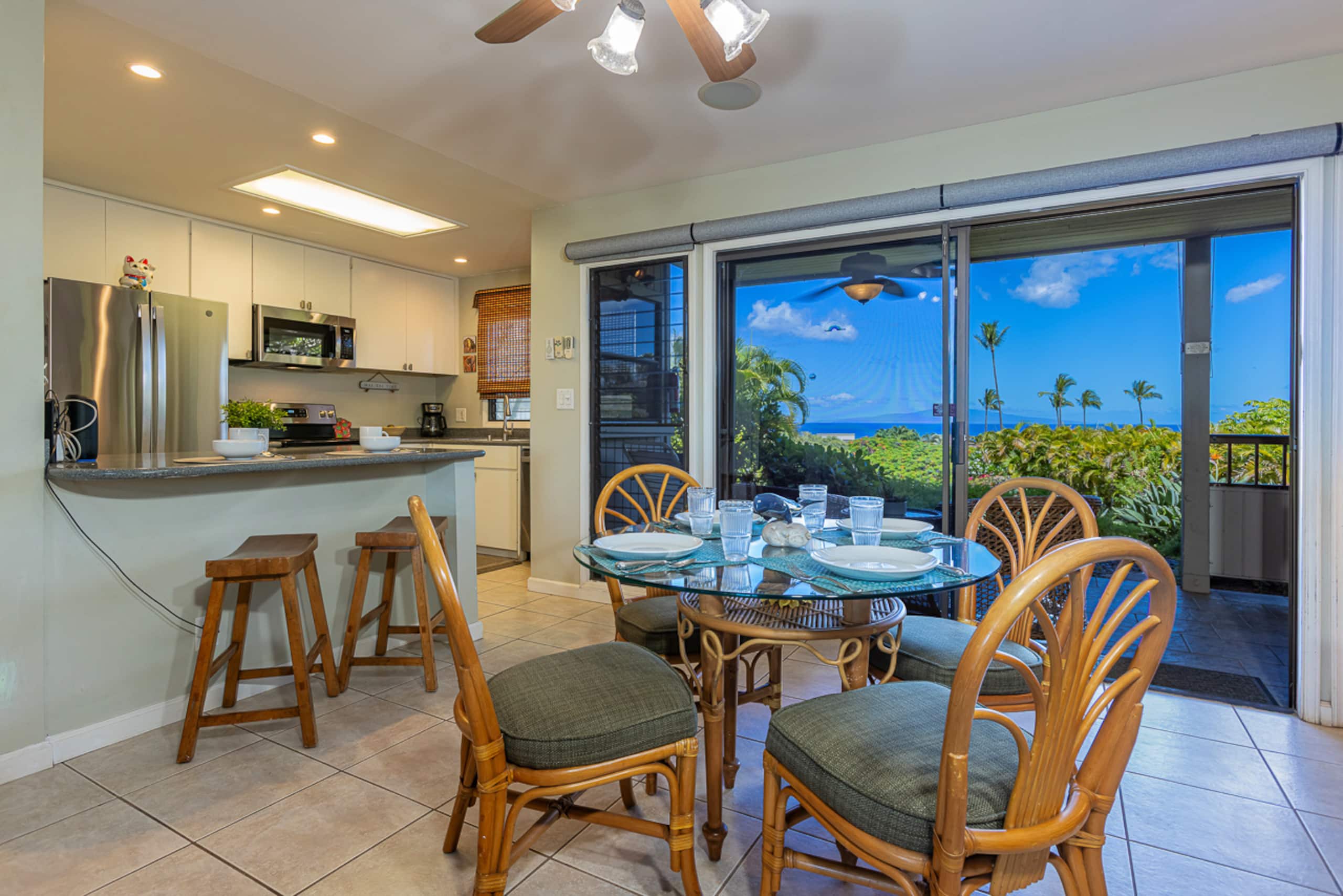Condo in Kihei · ★4.5 · 1 bedroom · 2 beds · 2 baths - Image 11