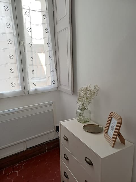 Top Airbnb: Vernet District Apartment in Avignon