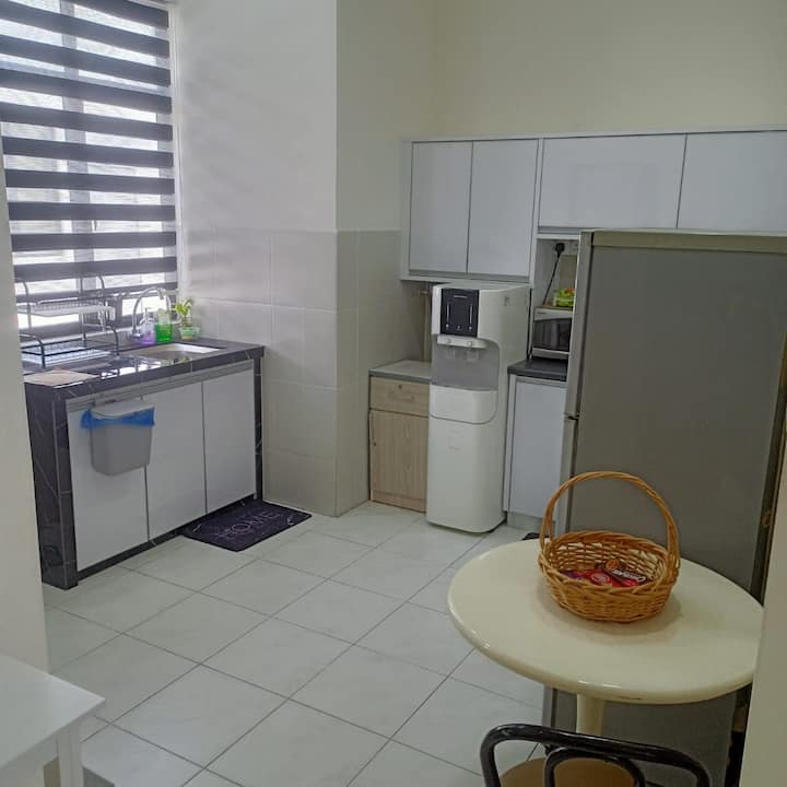 Mawar Anggun Homestay - Parit Buntar