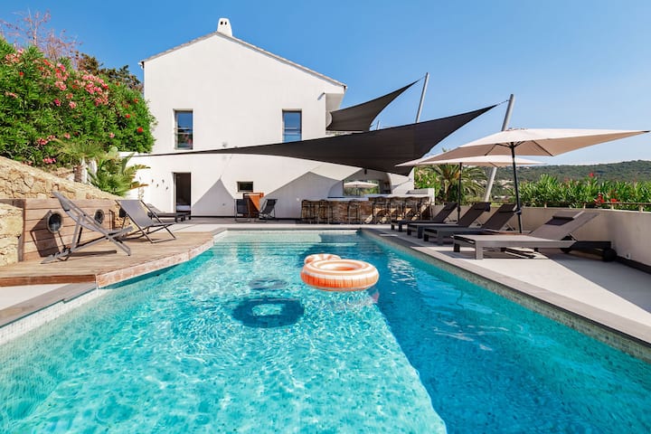 Villa Avec Piscine & Jacuzzi, Vue Mer - Corsica
