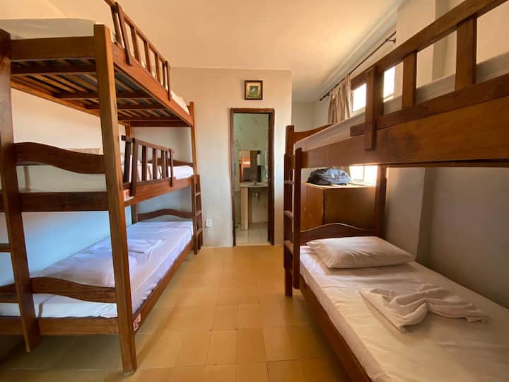 ห้องสตรีพร้อมห้องน้ำ 