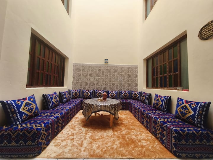 Chambre 2/3 Pers, Dans Riad Familial Avec Rooftop - Agadir